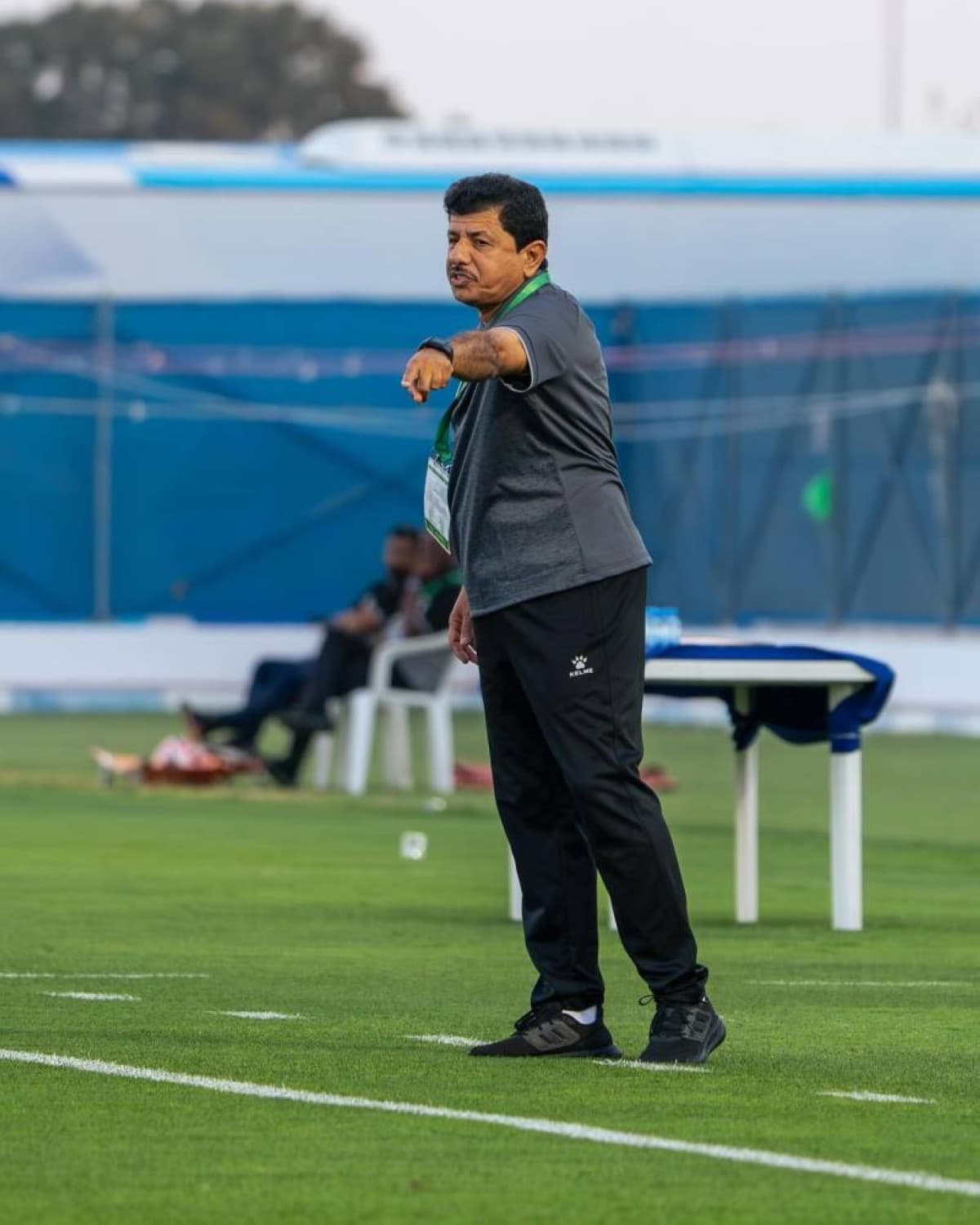 مسفر ينجح في إقصاء أسود الرافدين