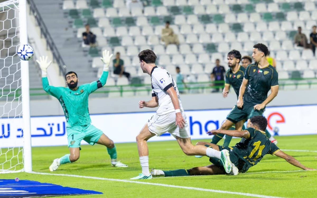الجزيرة يفوز على خورفكان بكأس أديب