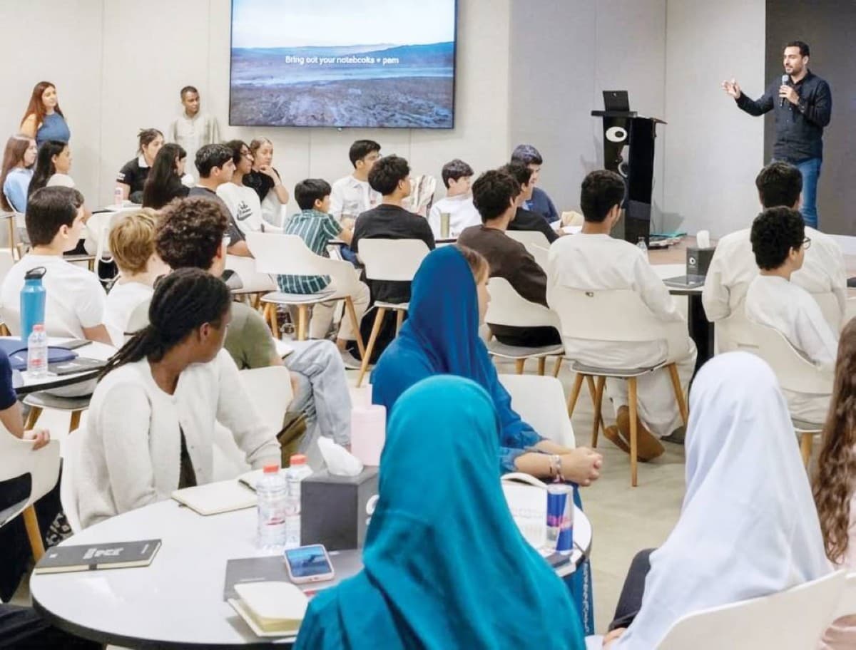 285 Emirati Students Join Global Knowledge Community