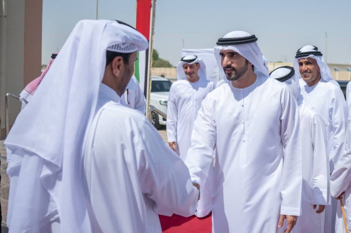 حمدان بن محمد يشارك في أفراح الظاهري والحميري
