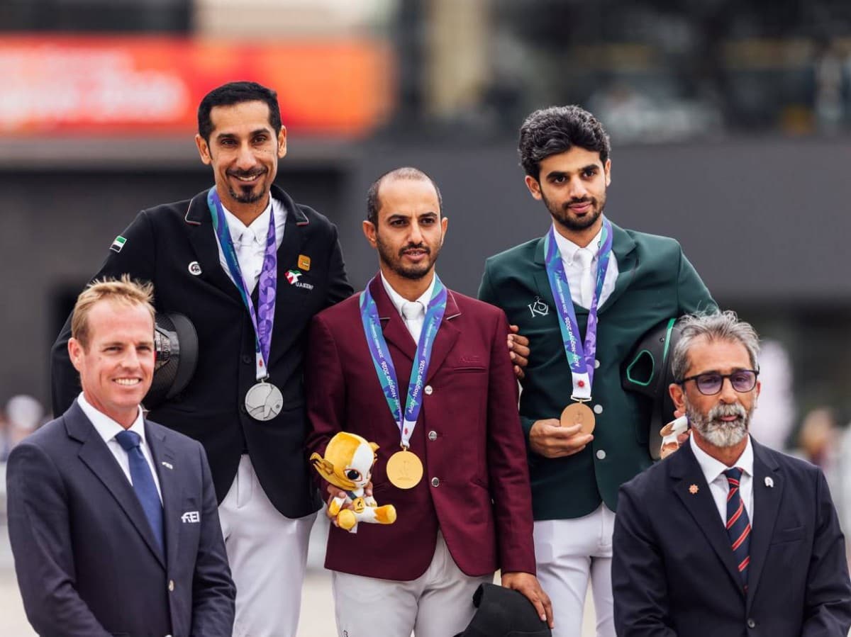 Asian Games hurdle team wins two silvers
