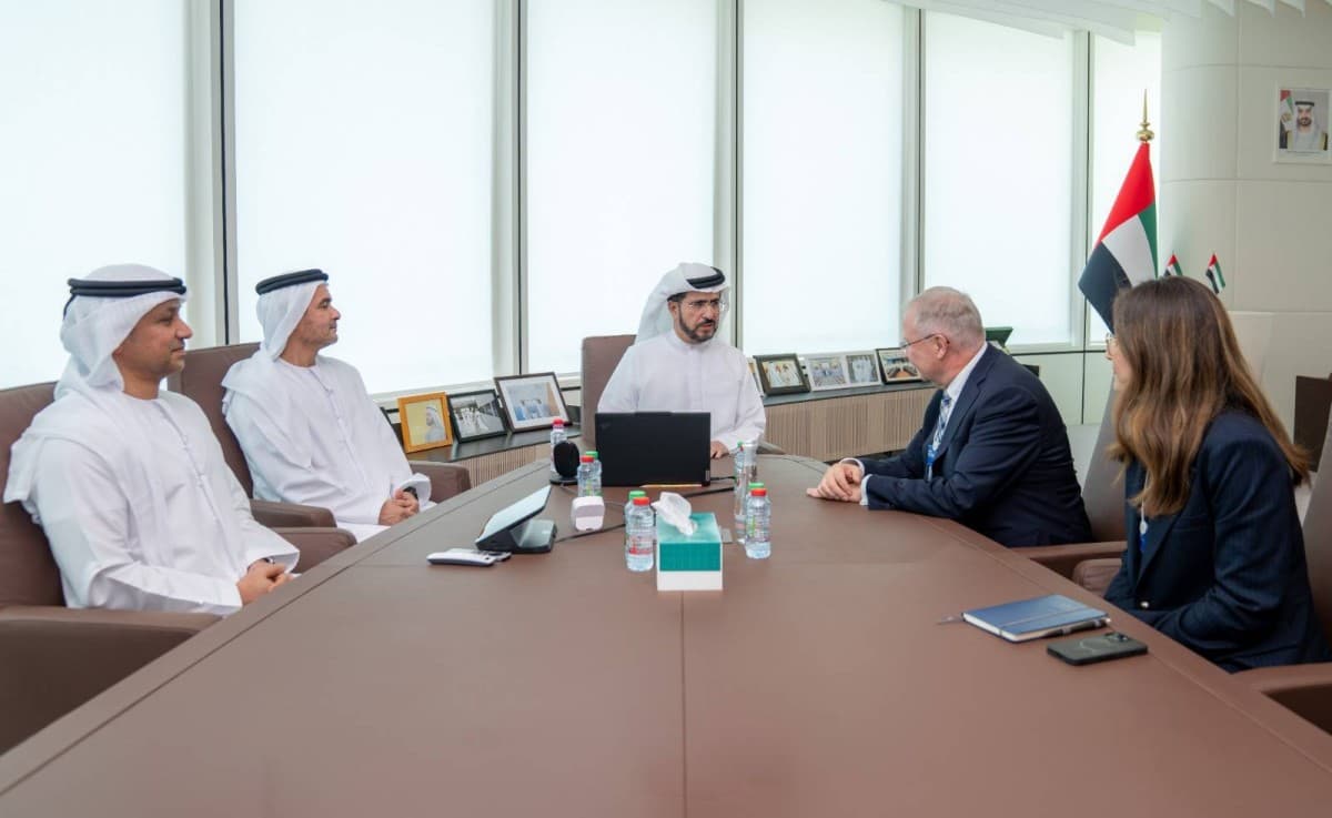 دبي للكهرباء تناقش مستقبل الطاقة