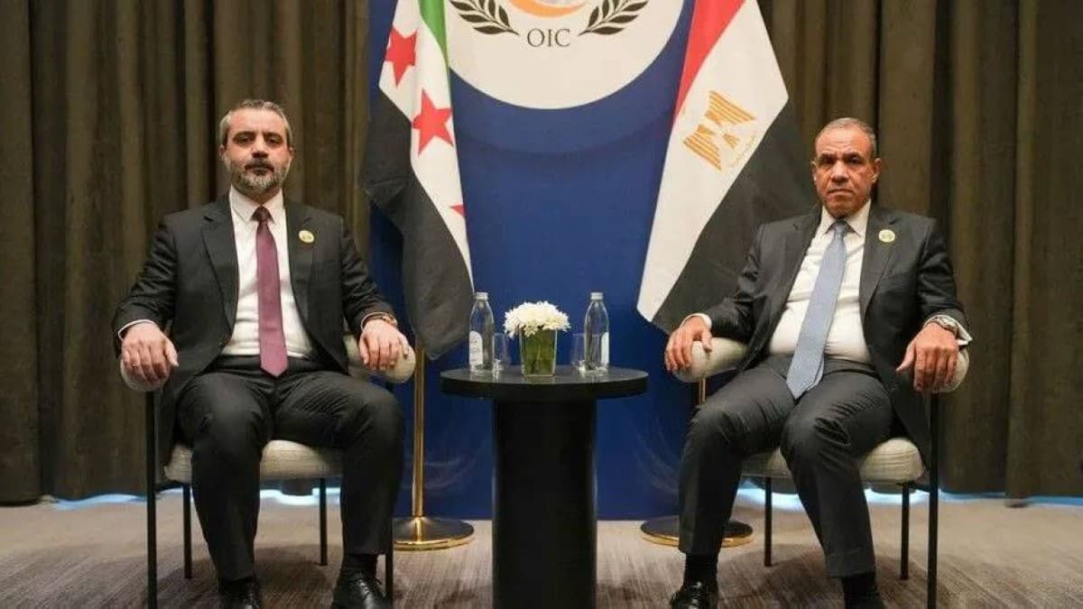 Egypt and Syria foreign ministers discuss regional updates