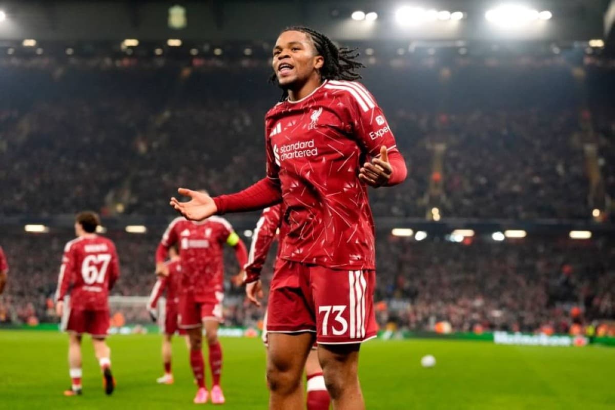 Rio joins Liverpool following Salah