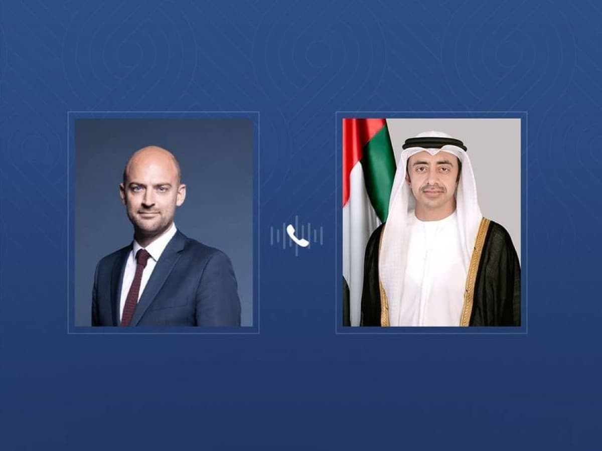 بن زايد ووزير خارجية فرنسا يناقان العلاقات