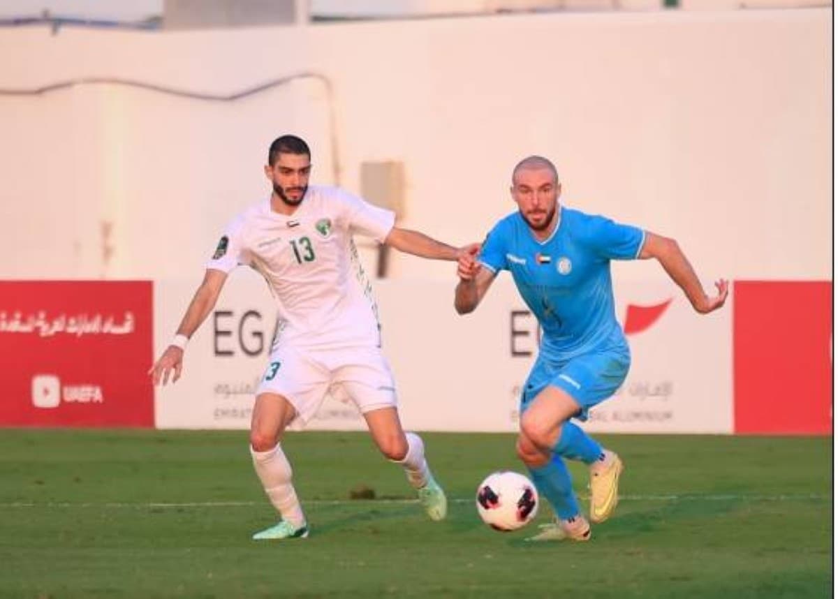 Emirates climb to second