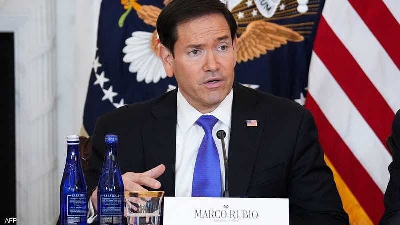 US Temporarily Halts Visa Interviews