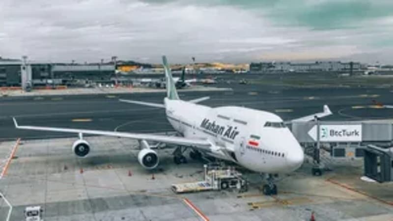 تنفيذ العقوبات الأمريكية على الطيران الإيراني