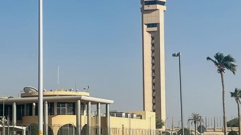 السعودية: مقتل 3 أشخاص في هجومين بمطار الملك خالد