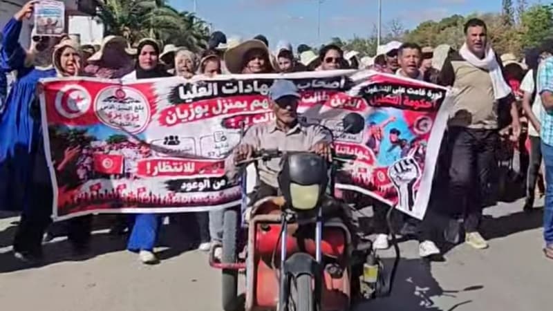 سيدي بوزيد يشهد مسيرة للمعطلين نحو قرطاج