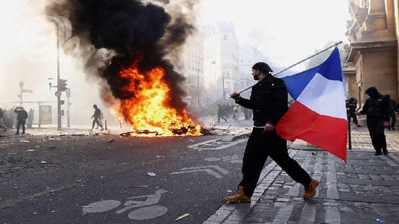 France sees renewed clashes in Paris