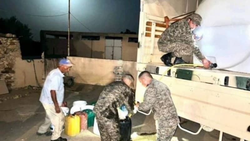 قوات مشتركة توزع المياه في عدة مناطق