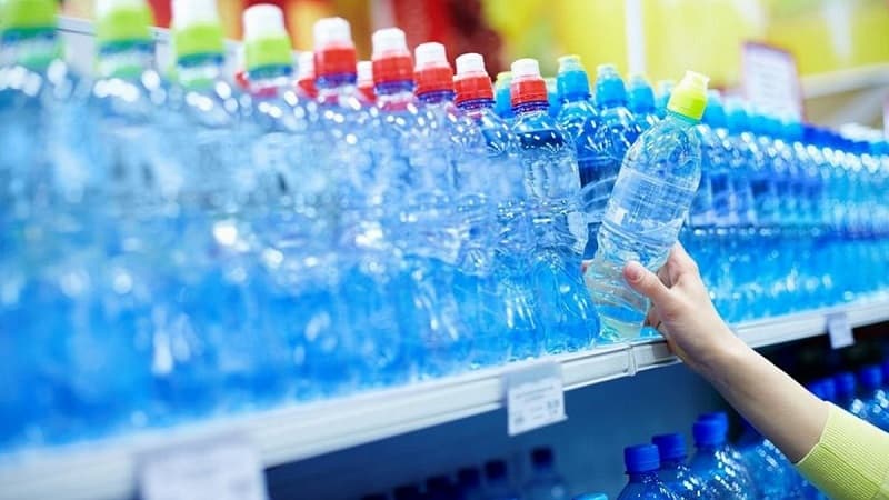 تونس تعتزم ضخ 1.6 مليون قارورة مياه