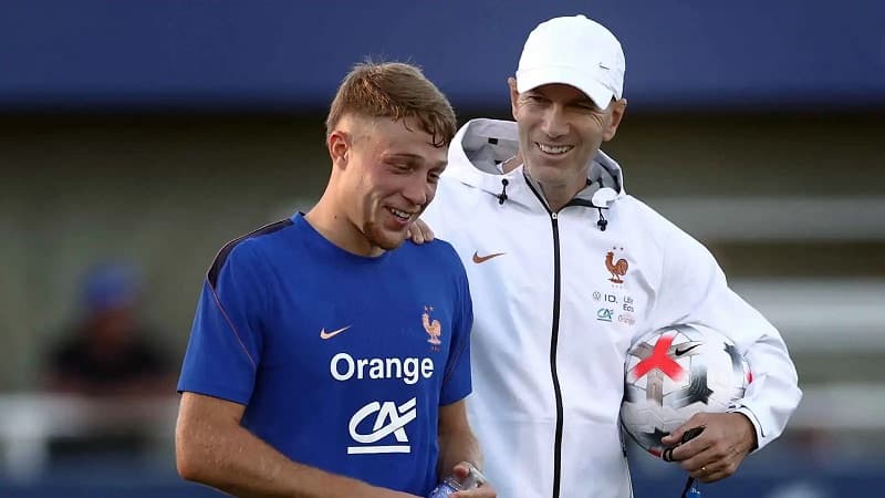 Zidane ranks top French team leaders