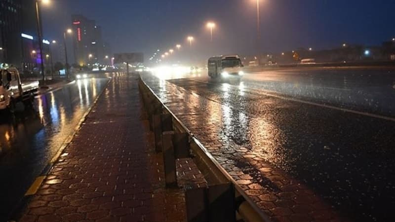 Intermittent rain expected areas Saturday night