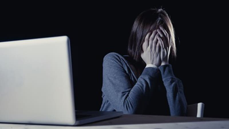 تأثير التوتر المهني على صحة النساء