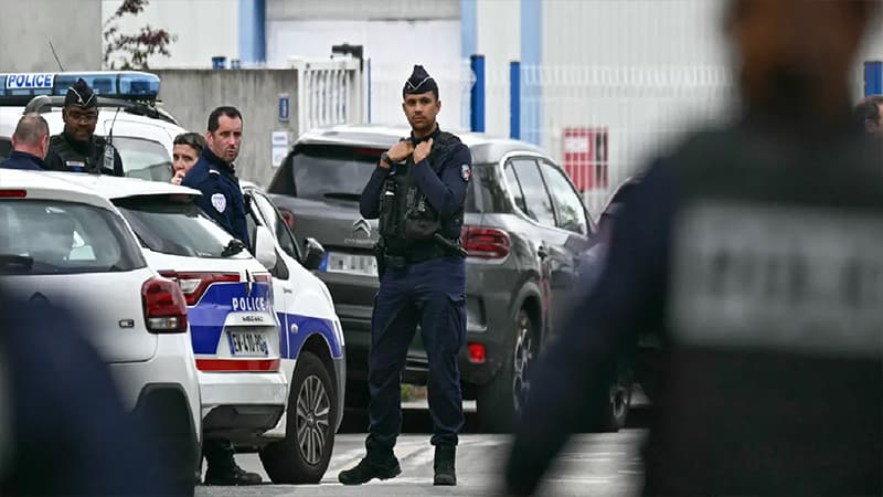 France: Shooting near Paris injures four