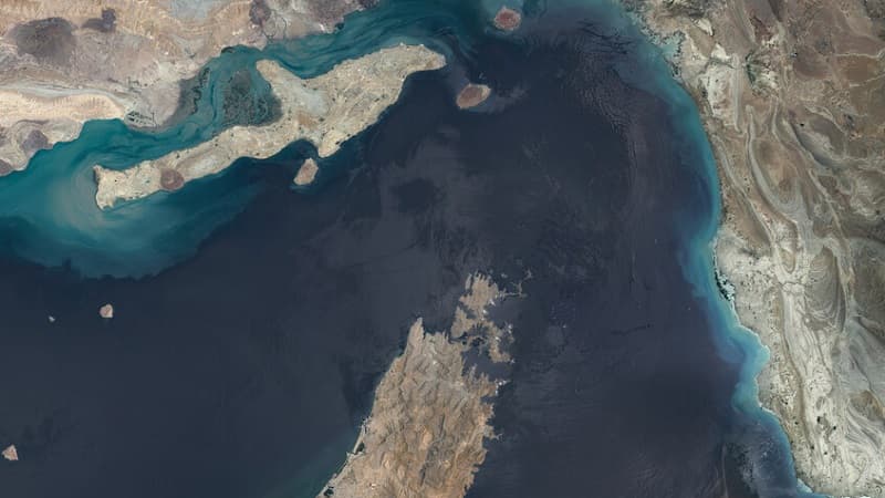 Iranian Forces move toward Hormuz over remarks