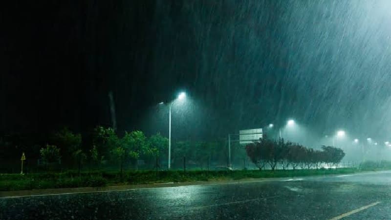 Tonight's weather: thunderstorms and heavy rain