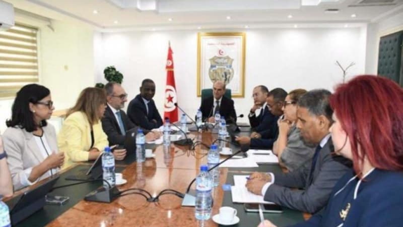 Equipment Minister reviews projects with World Bank delegation