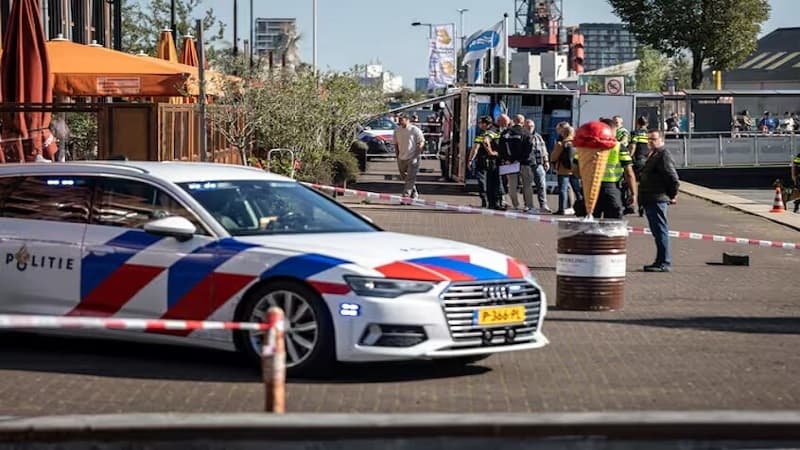 هولندا: وفاة شخص بعد إطلاق نار في مقهى بأمستردام