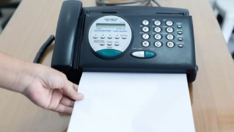 PM Office Evaluates Fax Communication Changes