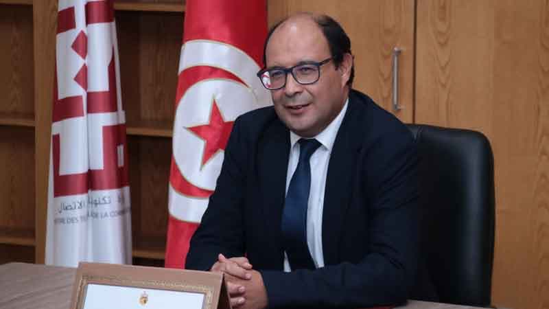 Digital Minister explains comment closures