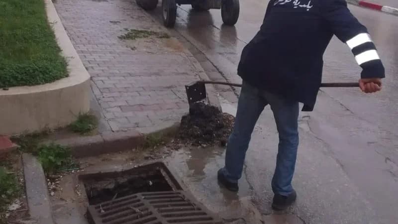 Tunis Municipalities urges to avoid waste in storm drains