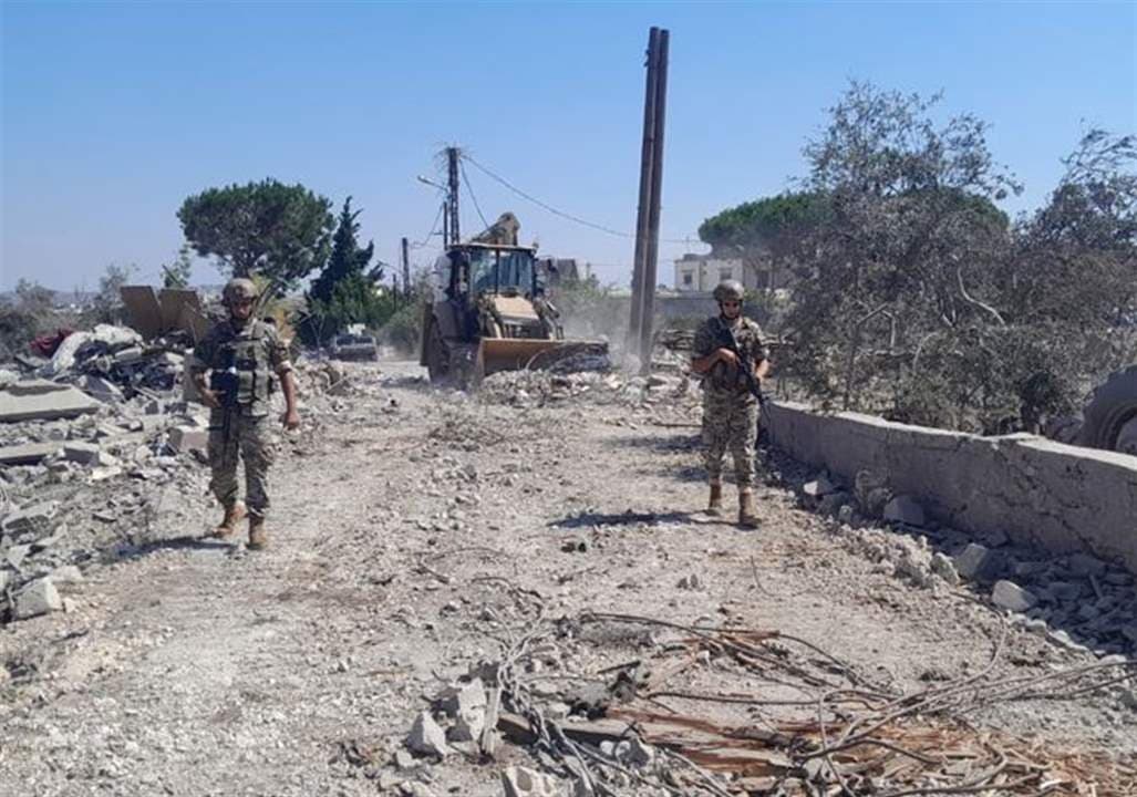 Lebanese Army surveys Zoutr town