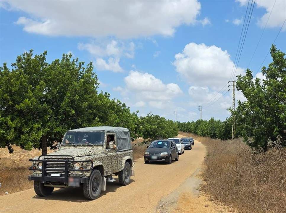 Israel restricts army movement south