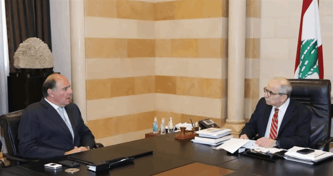 Lebanese central bank governor discusses economic issues