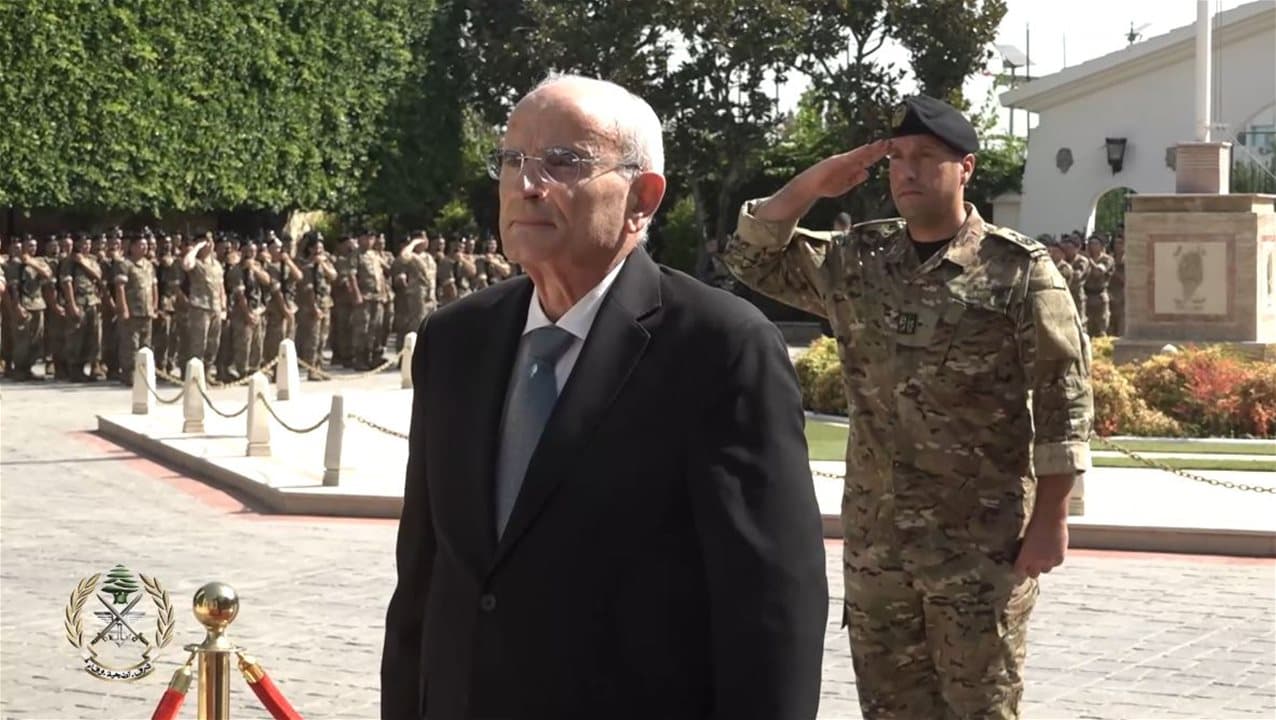 وزير الدفاع يؤكد على دور الجيش كحافظ السيادة