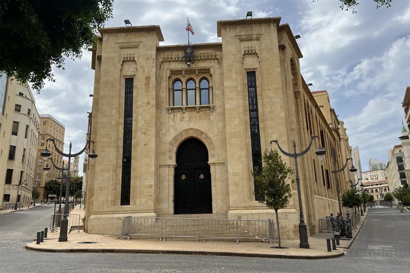 Beirut Deputy Questions Ras al-Nab Apartments