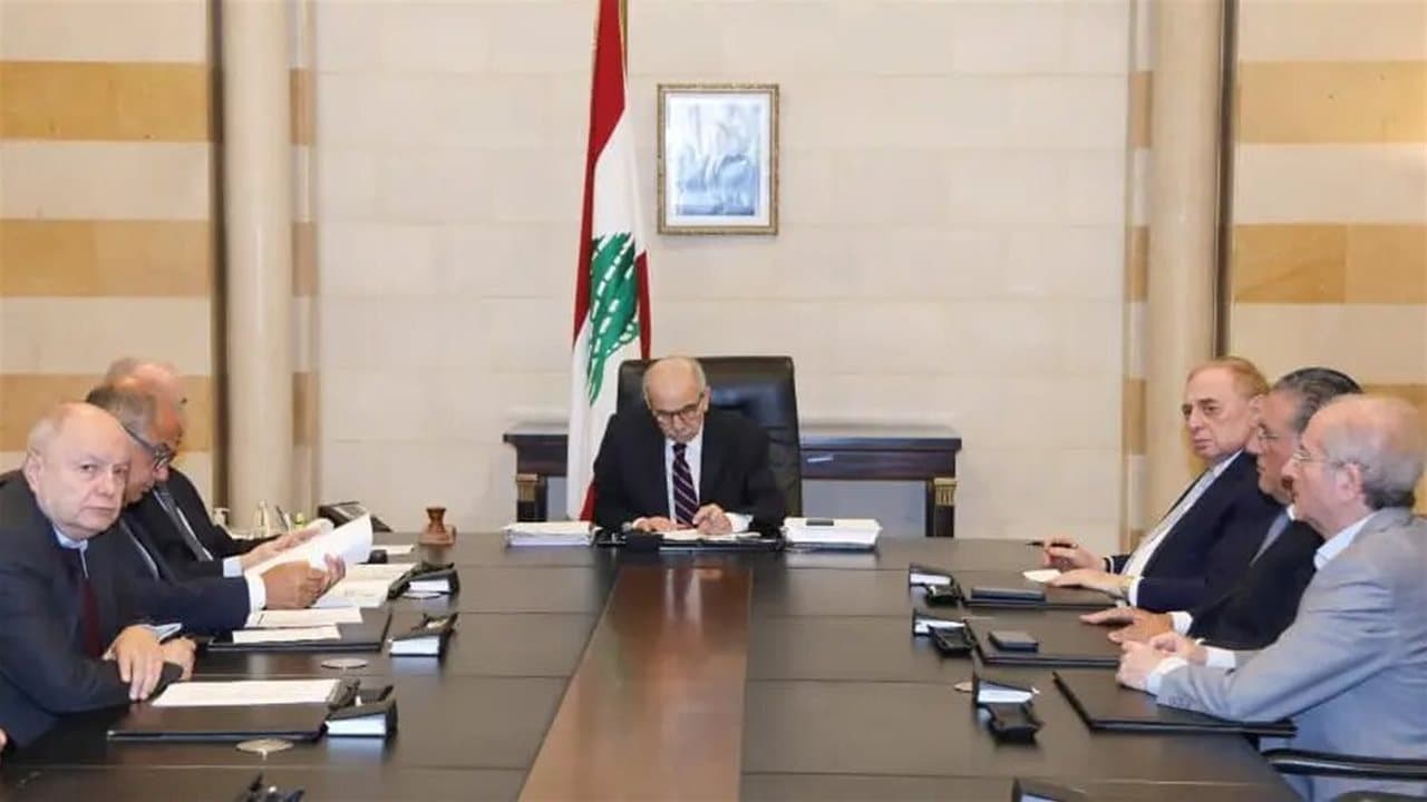 اجتماع في السرايا حول رسوم النفايات