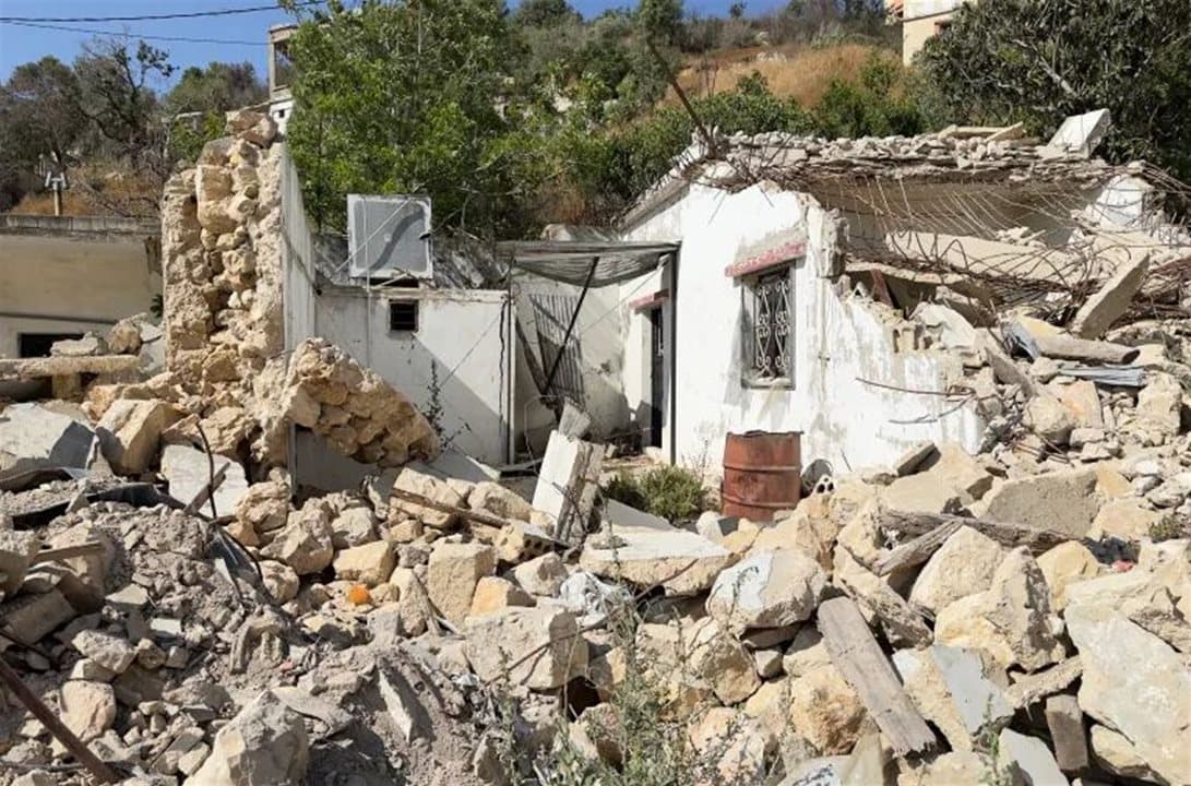 الجيش الإسرائيلي يدمّر منازل في زوطر الشرقية