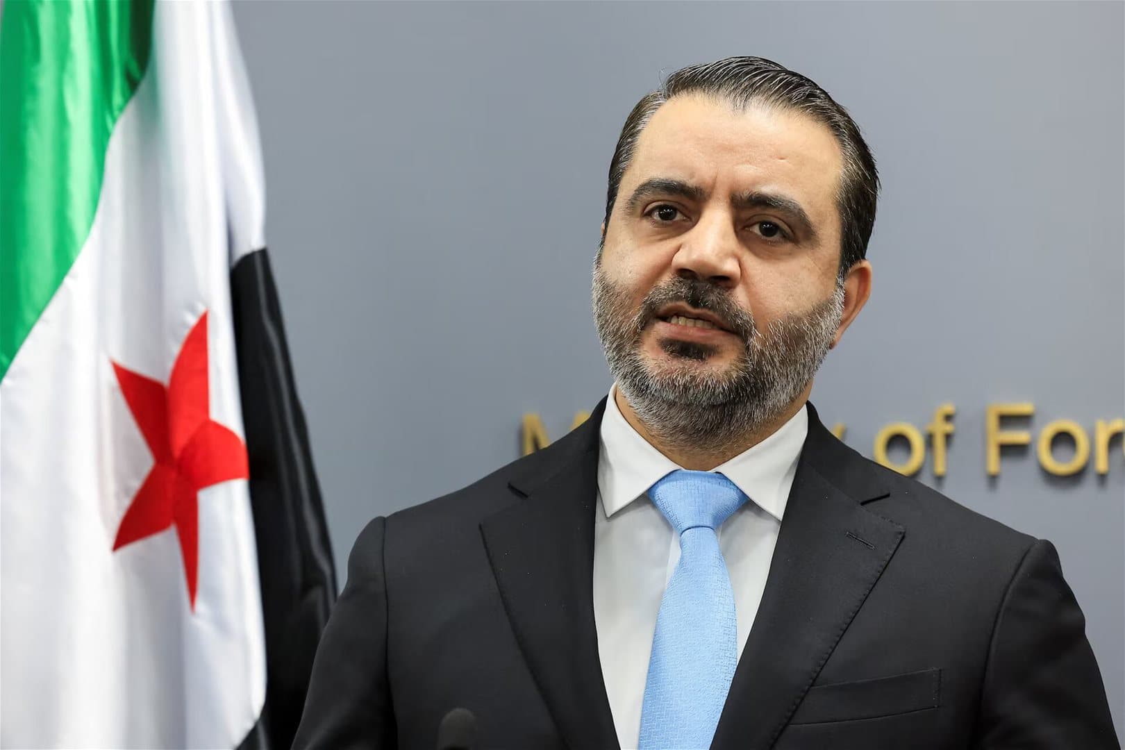 أسعد الشيباني يدعو إسرائيل لاحترام أمن سوريا