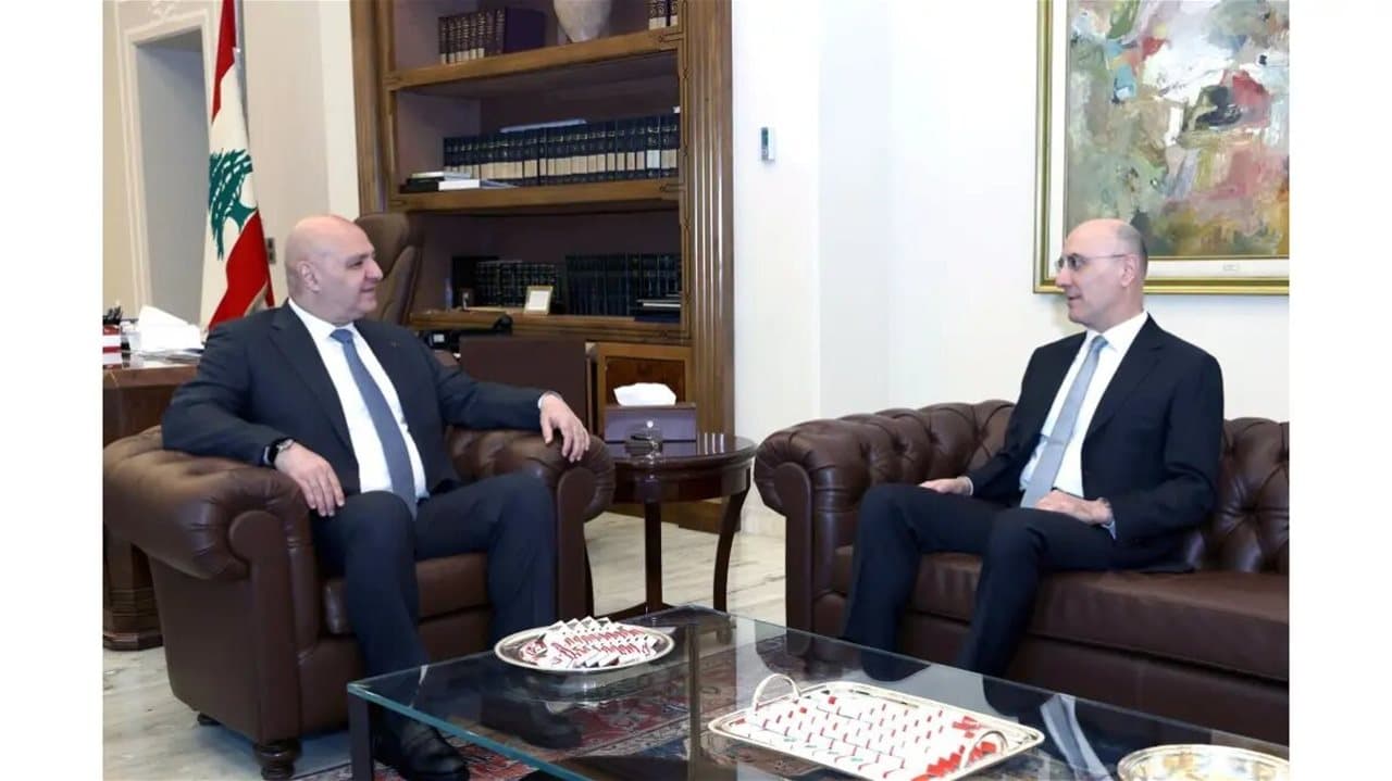 Aoun and Hajar review Paris Conference plans