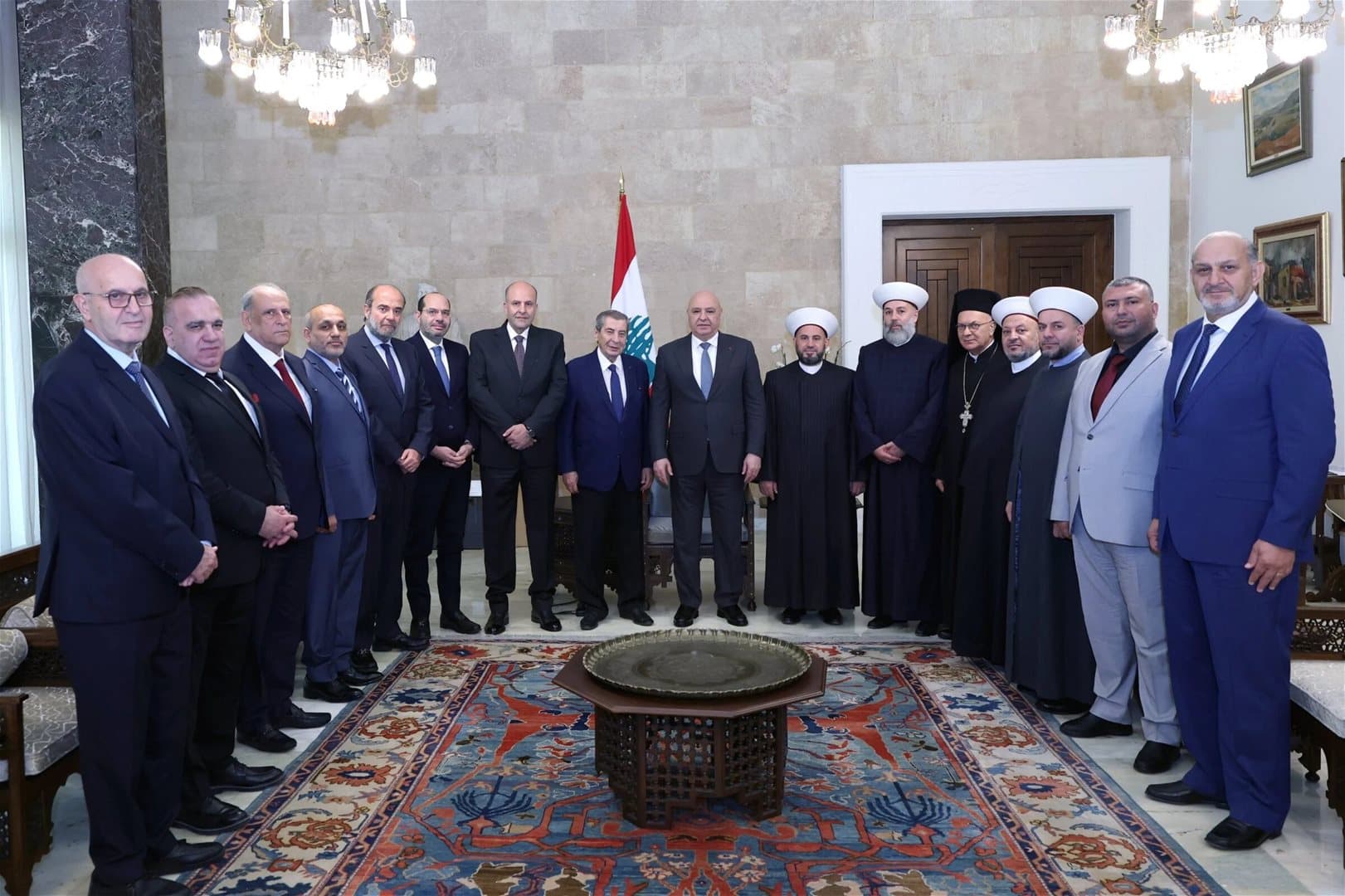 Aoun Commends Berri on Lebanon Support