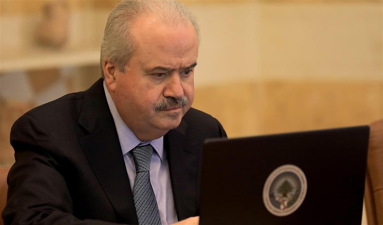 ياسين جابر يتلقى الرعاية الصحية