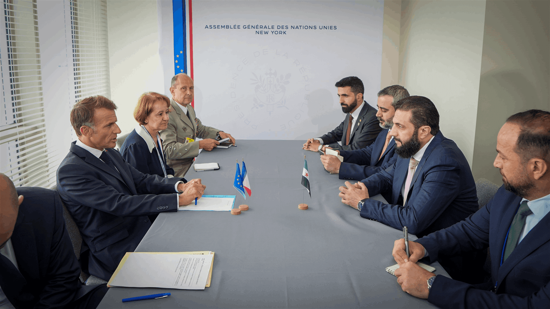 الرئاسة السورية: محادثات مع فرنسا حول العلاقات والأوضاع