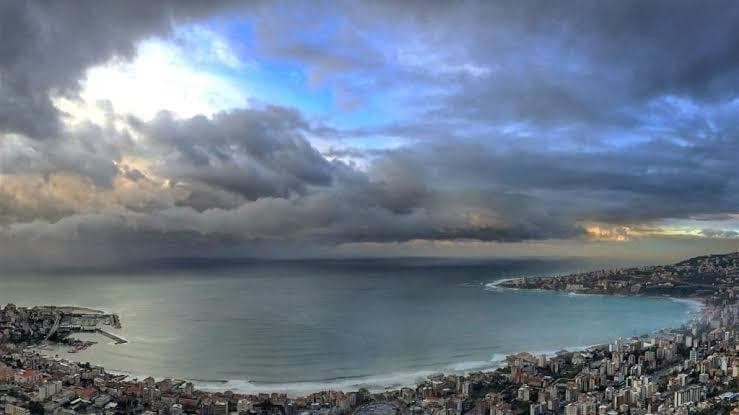 Prepare for rainy weather with lightning