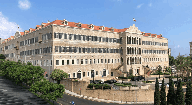 نقاش زيادة النقل والضرائب على المحروقات