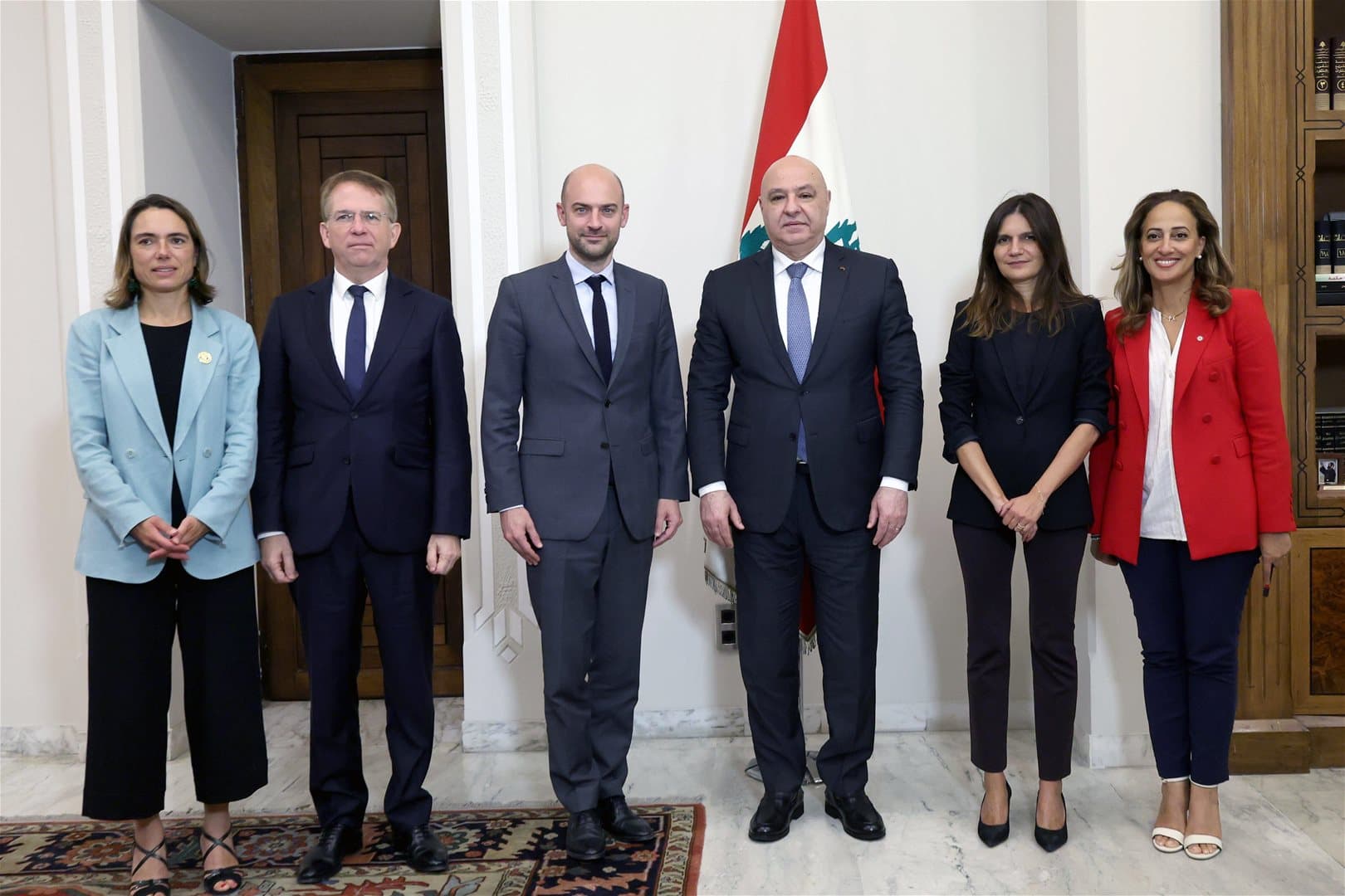 Aoun Meets French Foreign Minister Amid Tampa Talks