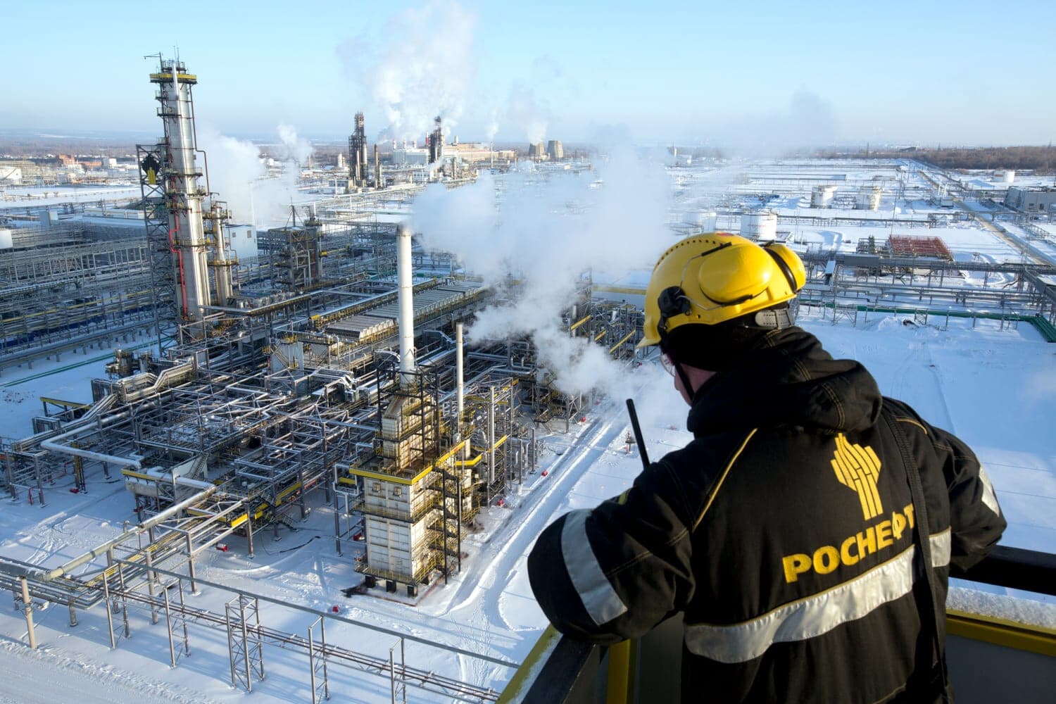 Oil up over 3% on Iran-US tensions
