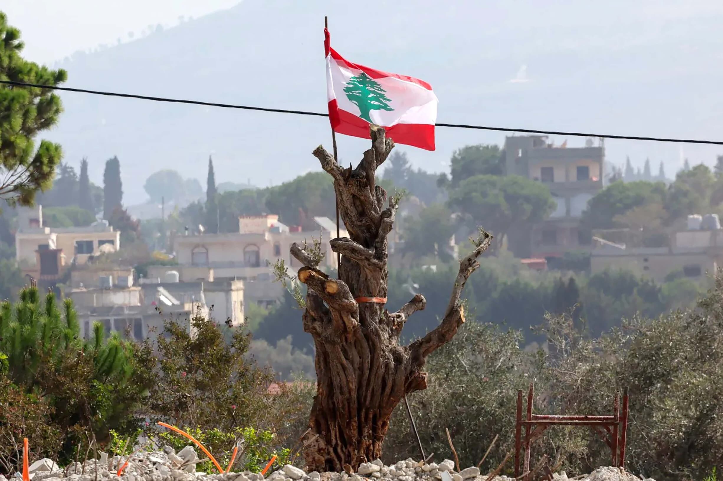 لبنان يترقب تطورات جبهة تعز