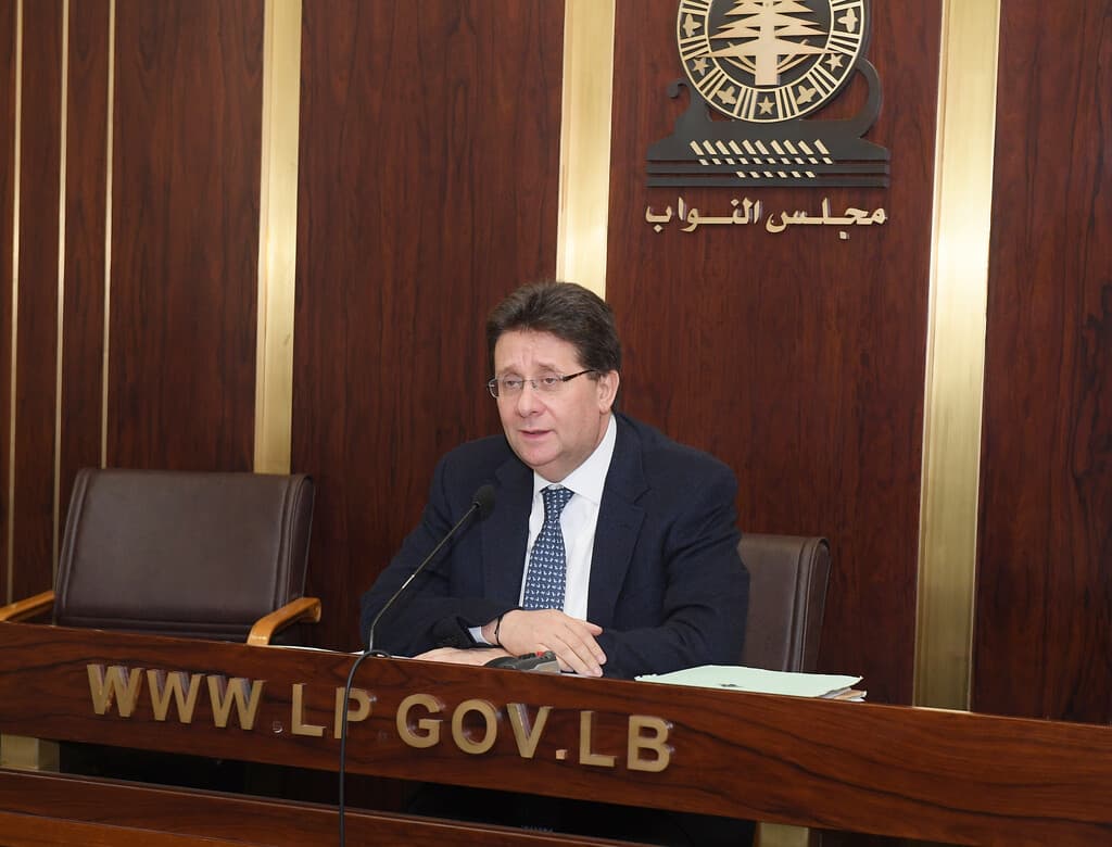 Kanan Calls for Defense Minister's View