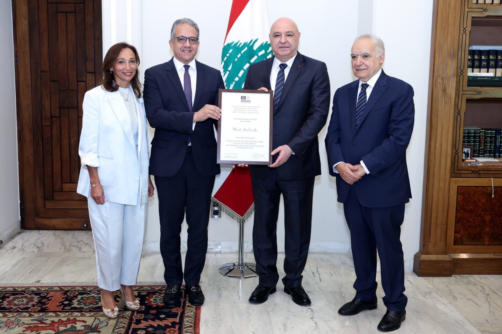اليونسكو تمنح أيمن شهادة تصنيف قلاع جبل عامل