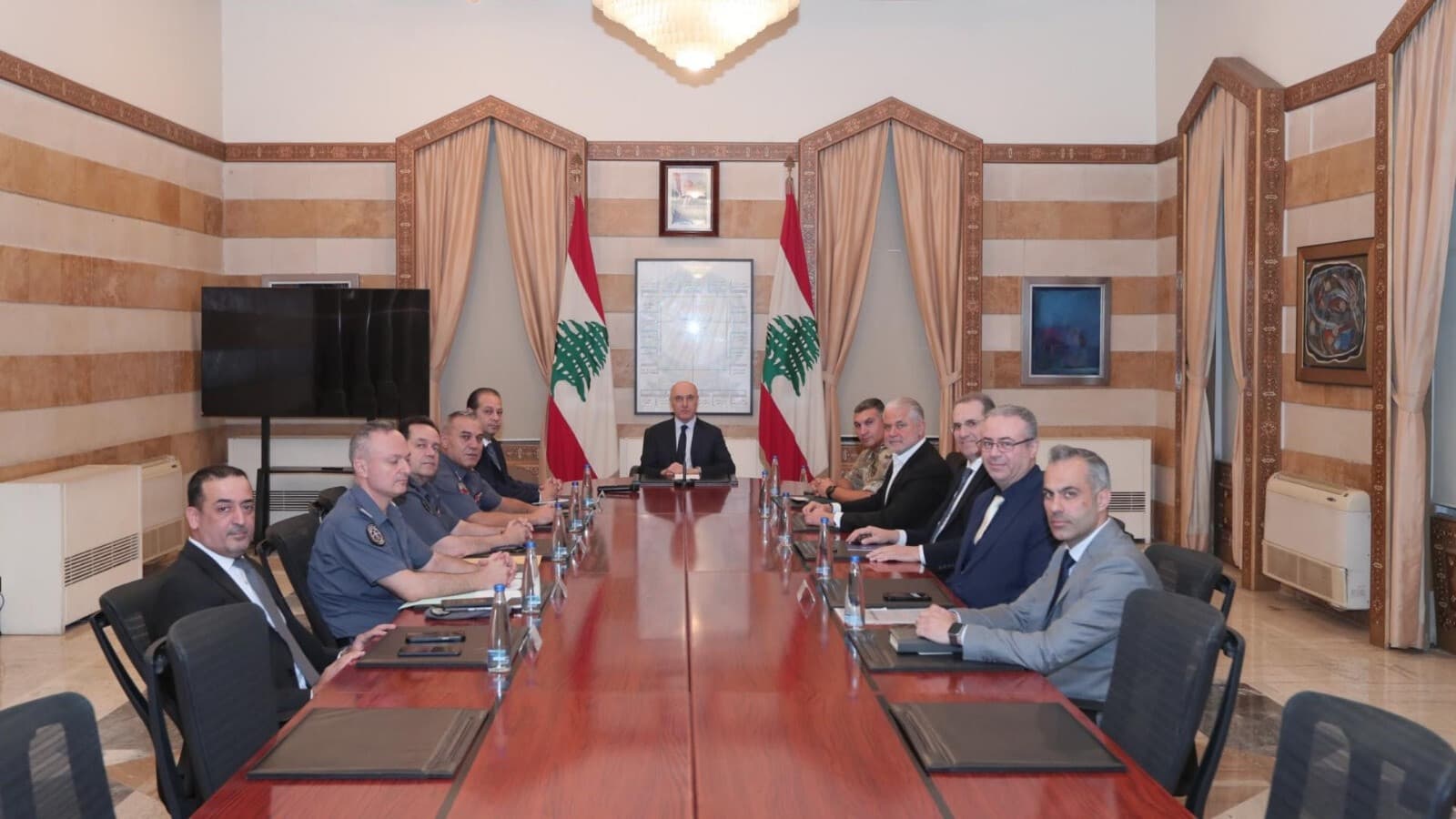 الحجار: الأجهزة الأمنية مستعدة لتشغيل مطار القليعات