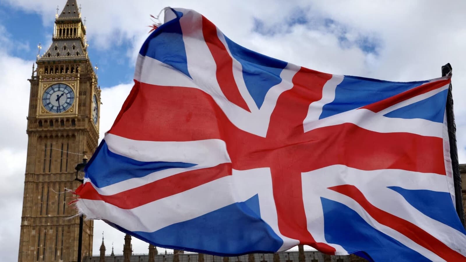 British Foreign Office: Jerusalem embassy remains open