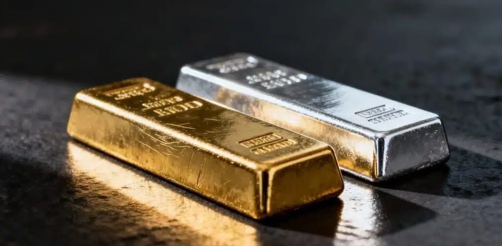 Gold reaches 7-week high